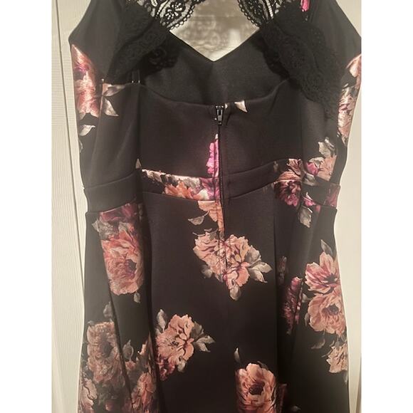 Black Floral Print Junior's dress (size 13) from Speechless - Picture 6 of 7